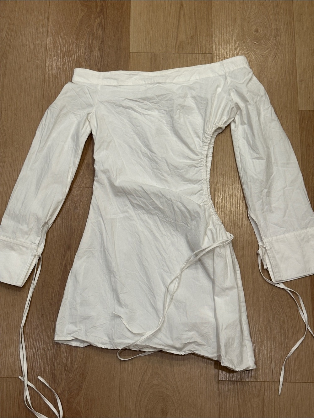 Isalis White tunic dress
